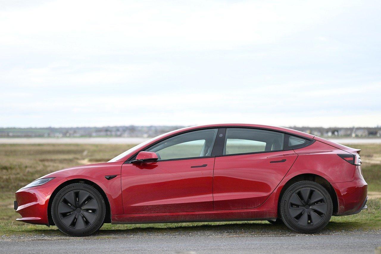 Free Car Tesla Model 3 photo and picture