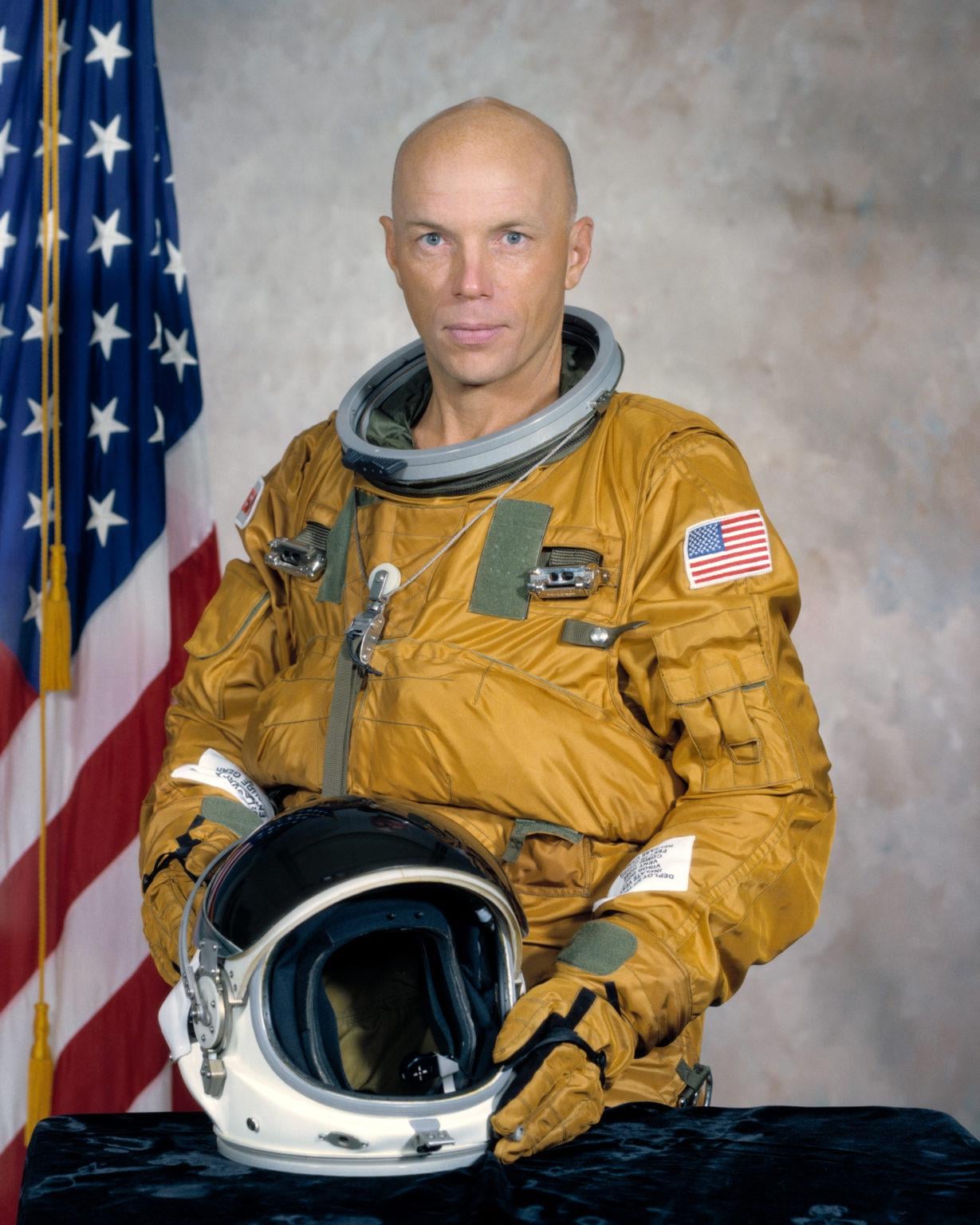 r/UFOs - STS-80 Mission Specialist Story Musgrave