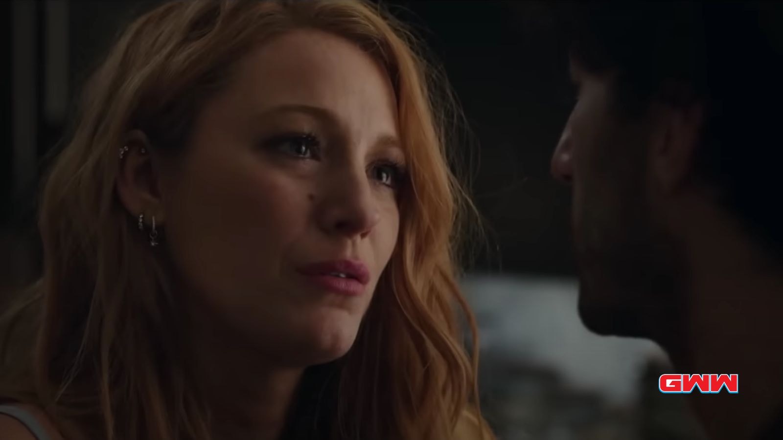 Lily talking to Ryle with teary eyes, Blake Lively It Ends With Us