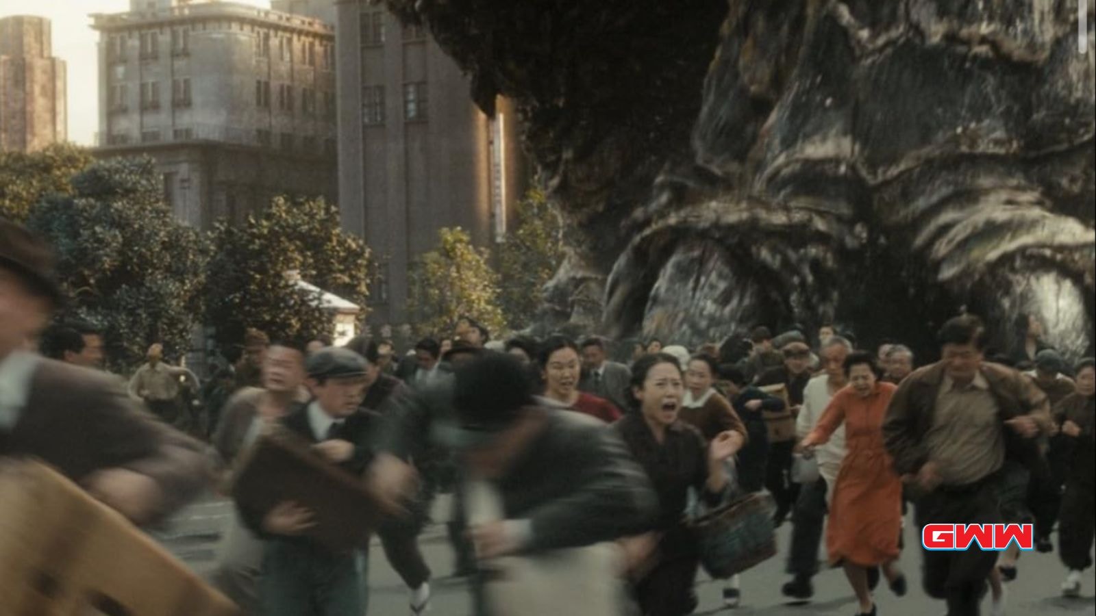 People in the city running away from Godzilla, Godzilla Minus One where to watch