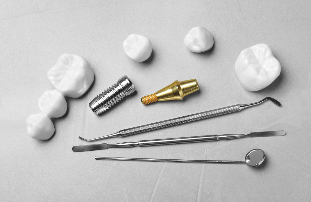Dental crowns and tools
