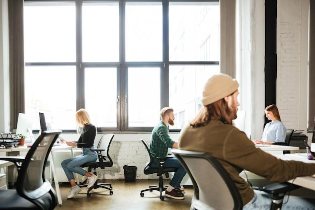 5. Spațiile de coworking