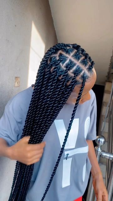 Aerial view of a lady rocking the gorgeous hairstyle