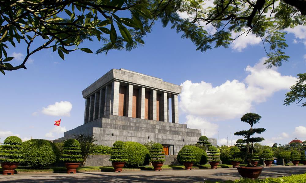 Ho Chi Minh Mausoleum: A priceless work of Vietnamese people