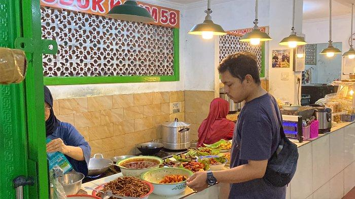 kuliner legendaris bogor Nasi Uduk Kaum 58