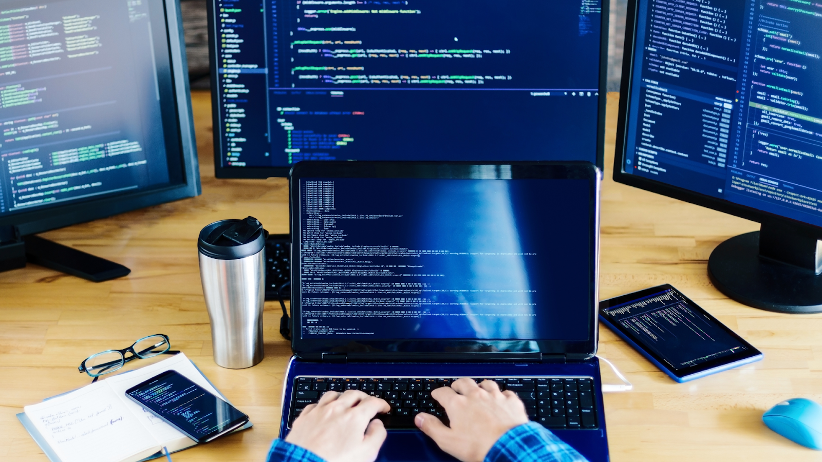 project manager is finding traditional software solutions and cloud solutions for enterprise development