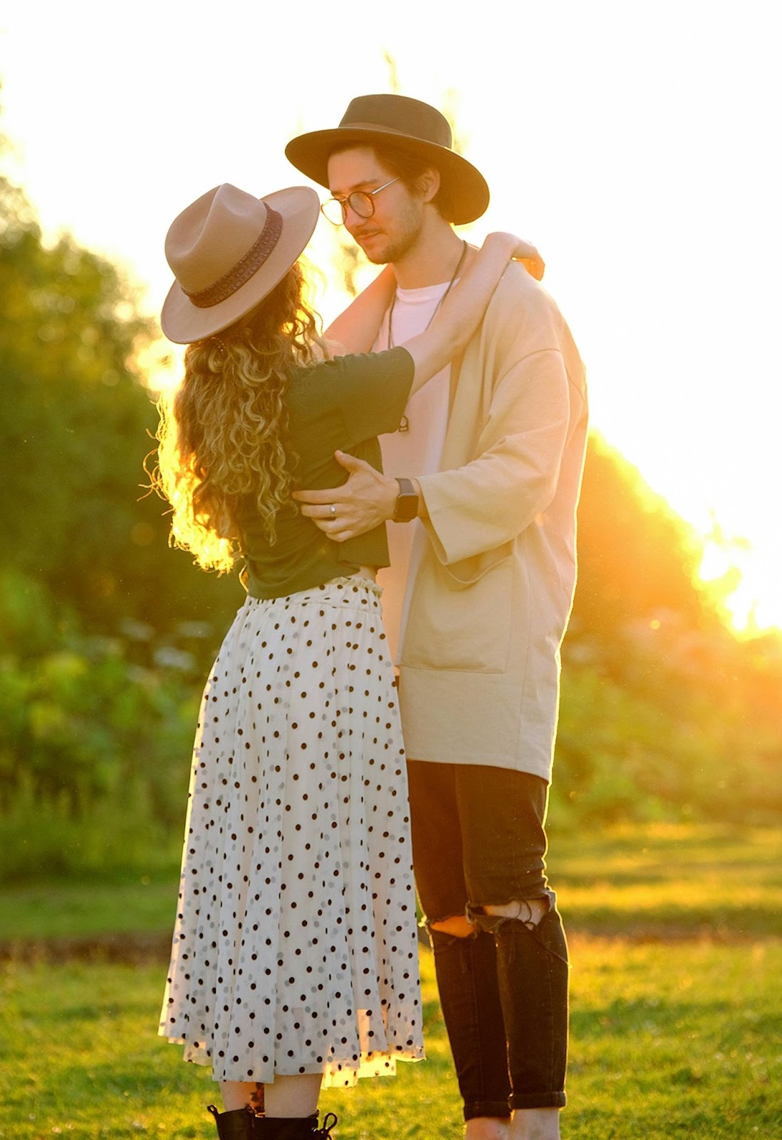 Perfect Couple Stylish Cute Couple DP wearing hat