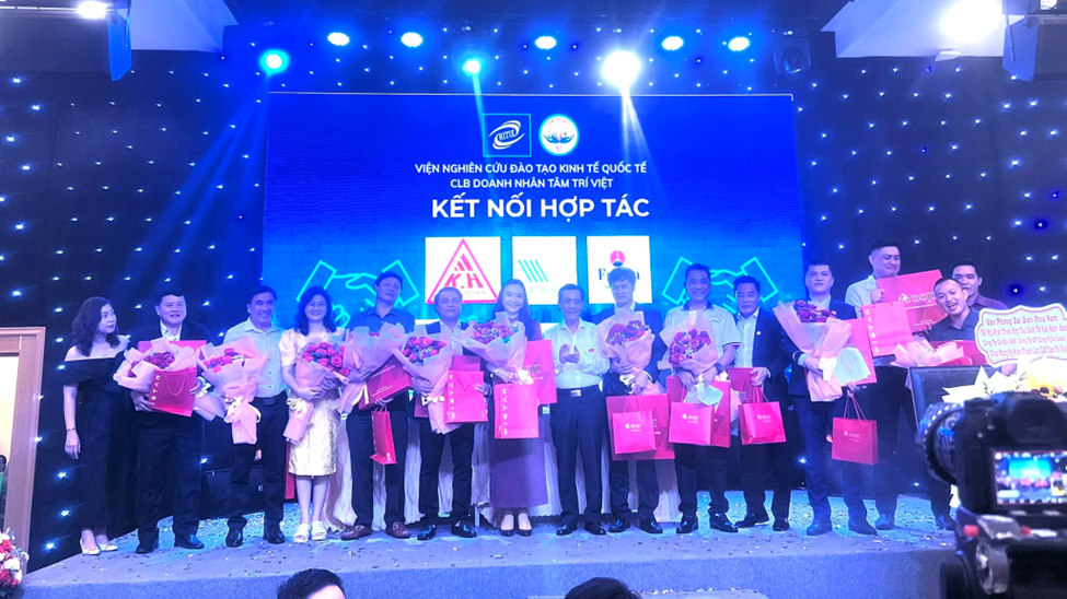 Lễ kết nối hợp tác giữa CLB Doanh nghiệp Tâm Trí Việt và các tổ chức