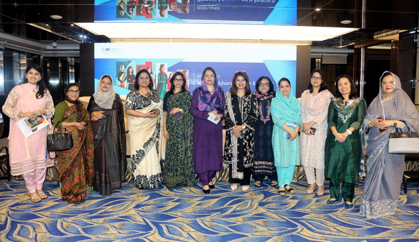 Female stakeholders of IFC at the report launch on Women’s Advancement in the South Asian Banking Sector