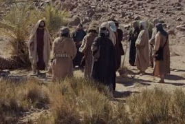 "Jésus appela les douze et les envoya deux par deux !"