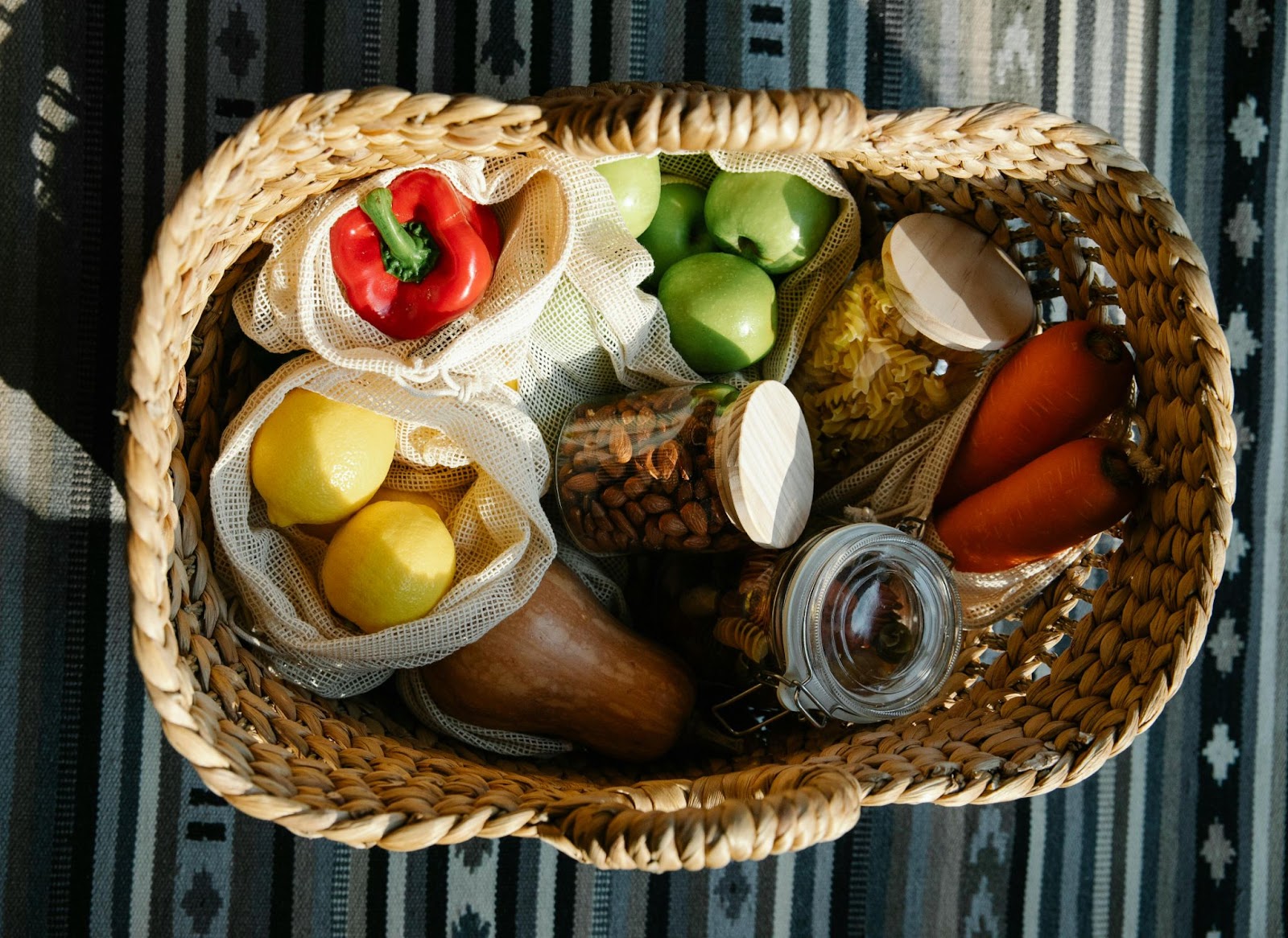 Makanan untuk Diet Pemula buah dan sayur segar