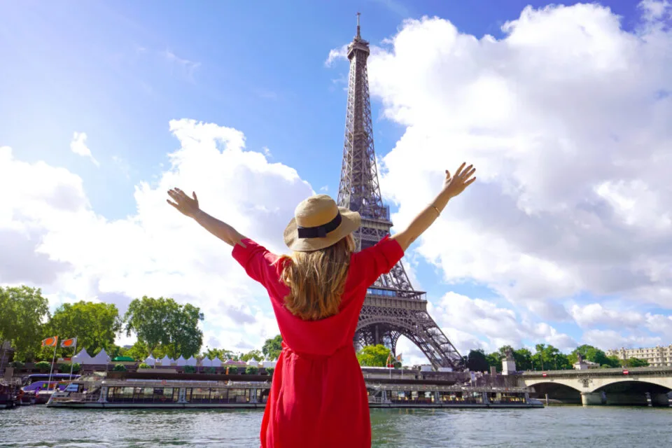 9 trải nghiệm miễn phí du khách nên thử tại Paris - Ảnh 1.