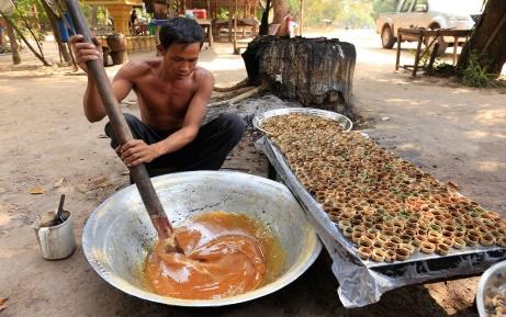 Khmer traditional sugar palm makers continue the tradition | Phnom Penh Post