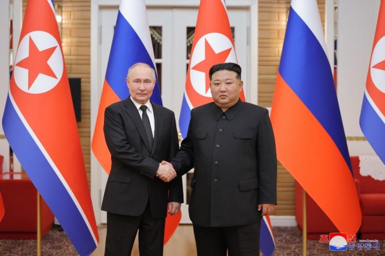 Respected Comrade Kim Jong Un Has Talks with President Vladimir Vladimirovich Putin