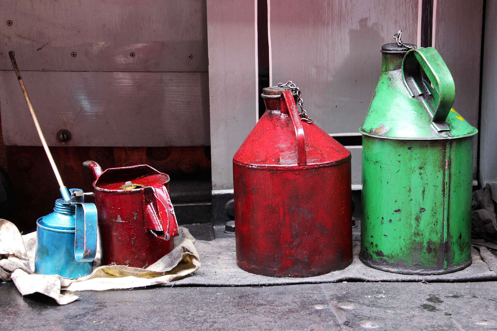 how to grease a garage door