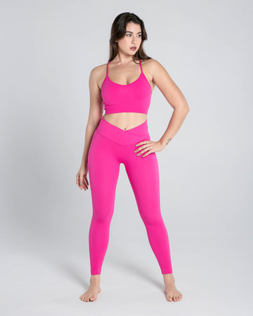 https://www.cosmolle.com/cdn/shop/files/PremiumSeamlessCrossoverLeggings_1_360x.jpg?v=1686229709