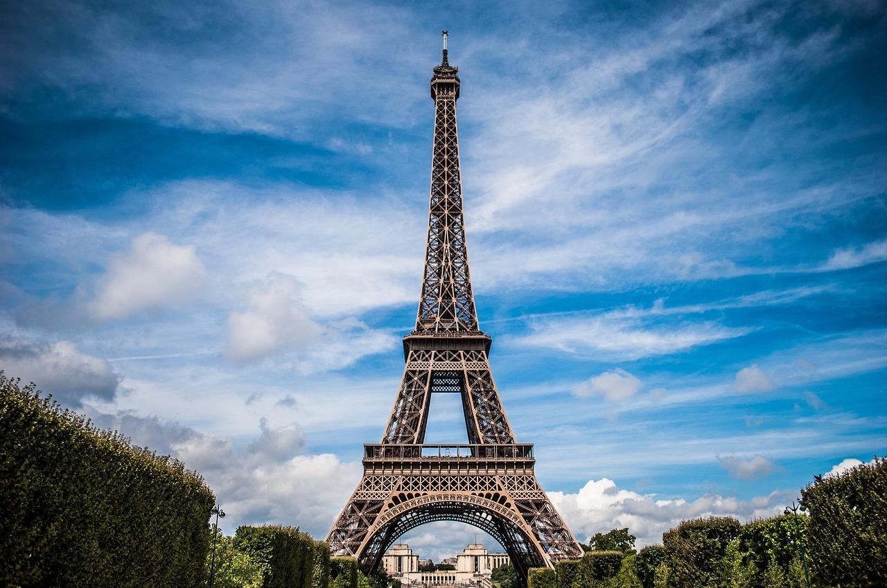 Free Eiffel Tower France photo and picture