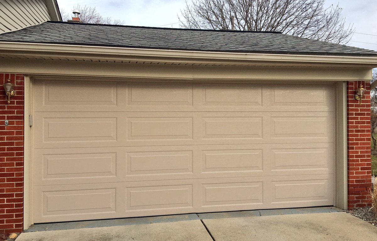 how much is it to replace a garage door