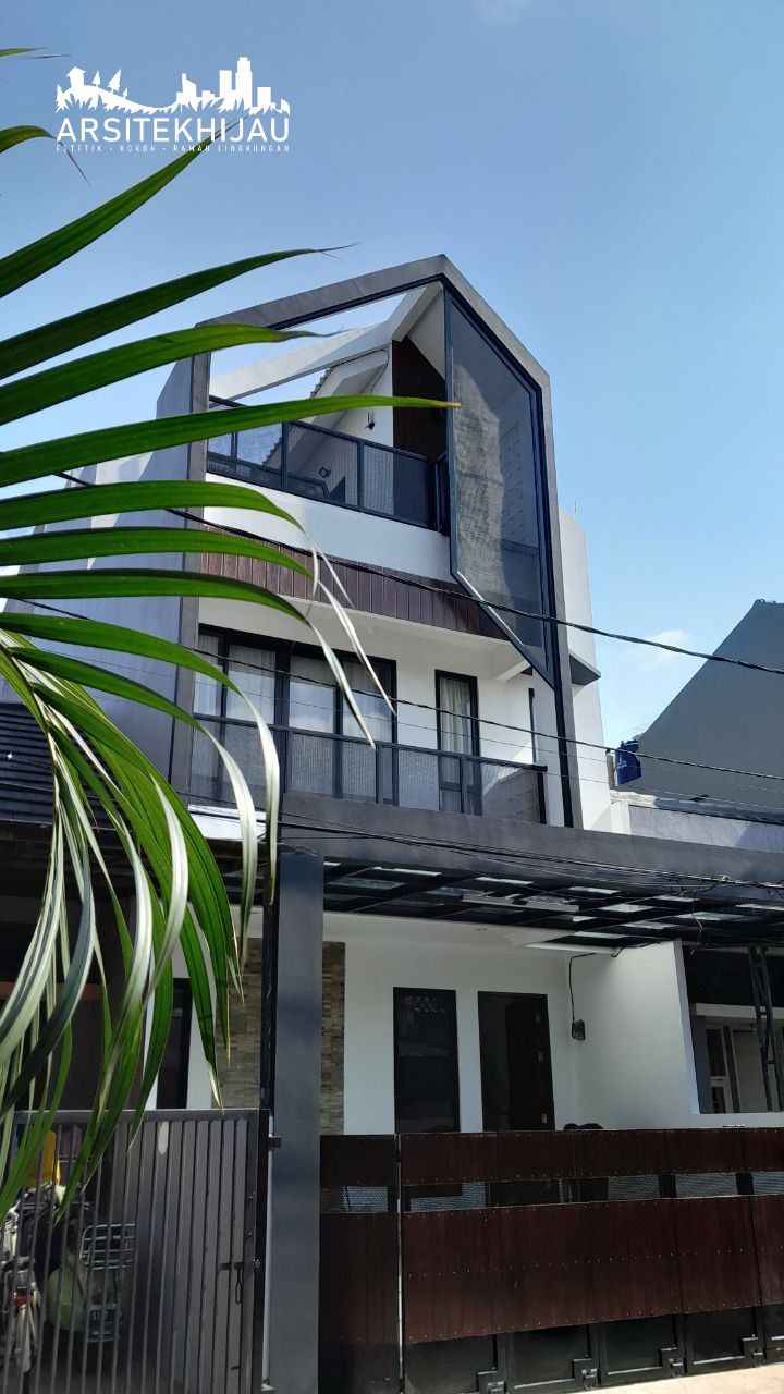 Hasil Bangun Rumah Minimalis Bapak AR 