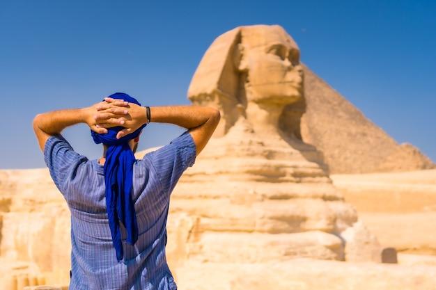 3. Relaxare pe plajele din Sharm El-Sheikh și Hurghada