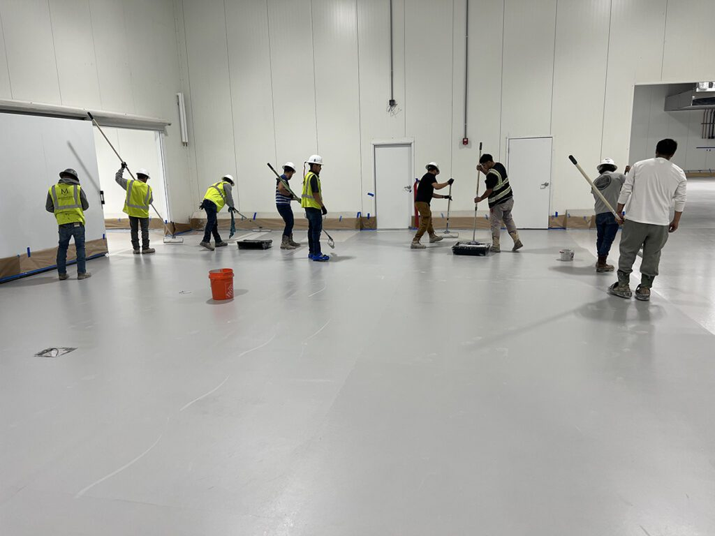 Nhân công dọn dẹp sau công trình - lao động phổ thông phổ biến