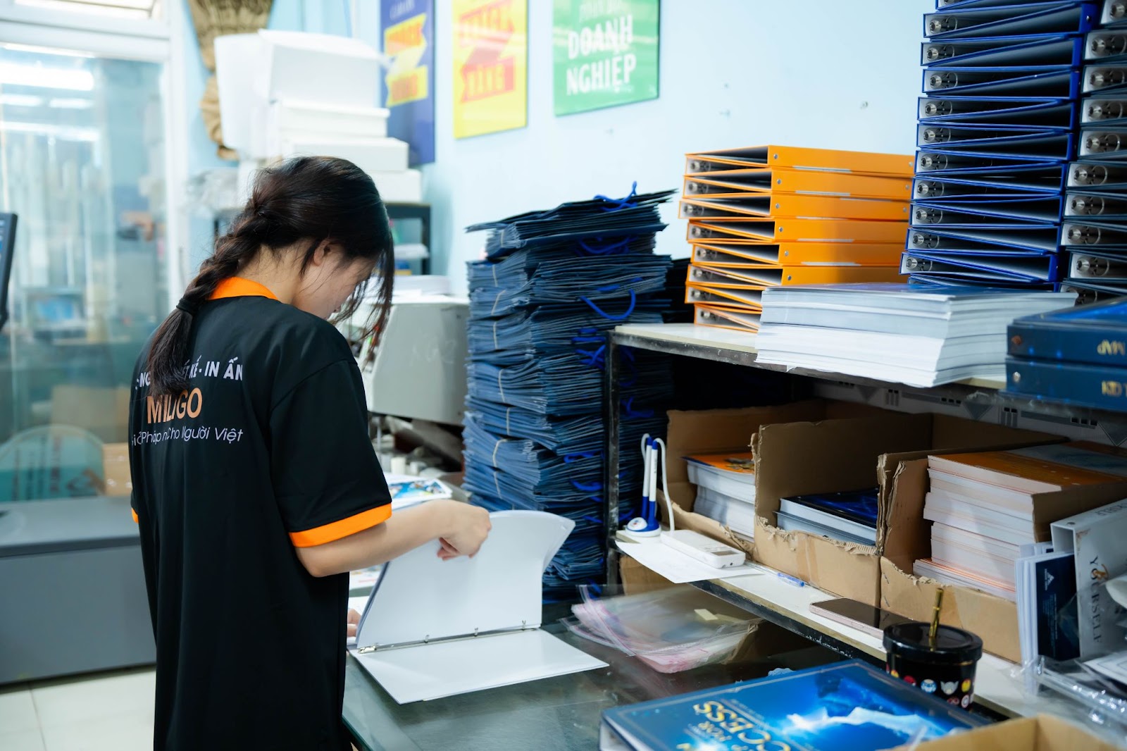 13 loại decal tem nhãn phổ biến trong ngành in ấn hiện nay