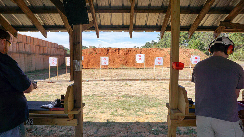 This outdoor gun range can also accept pistol shooters.