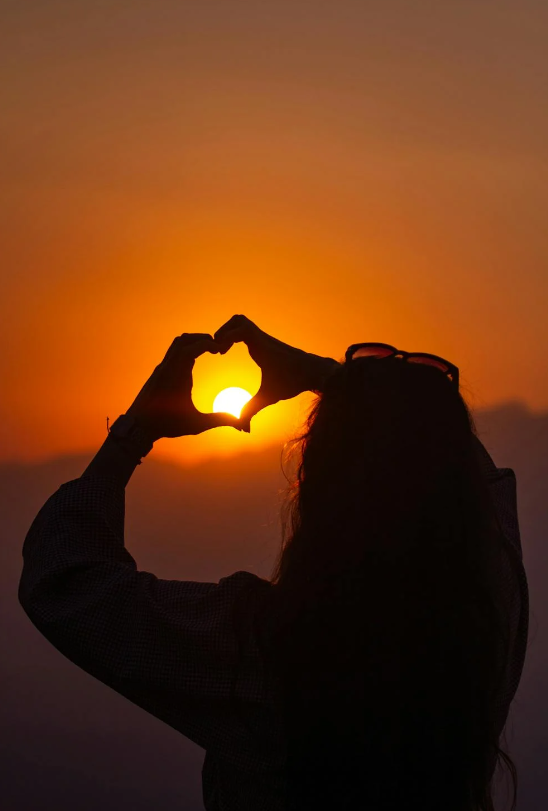 Unique Trendy DP for Instagram with sunset