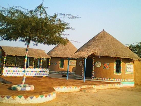 Regional Variations in Tribal House Designs Across India - image 4