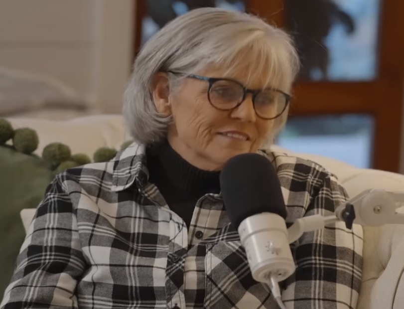 Nate Bargatze mother