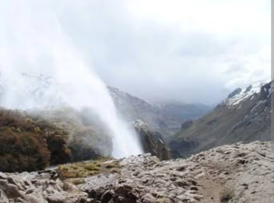 Exploring Earth's Natural Marvels: Blood Falls, Reverse Waterfalls, Lake Hillier, and Chocolate Hills