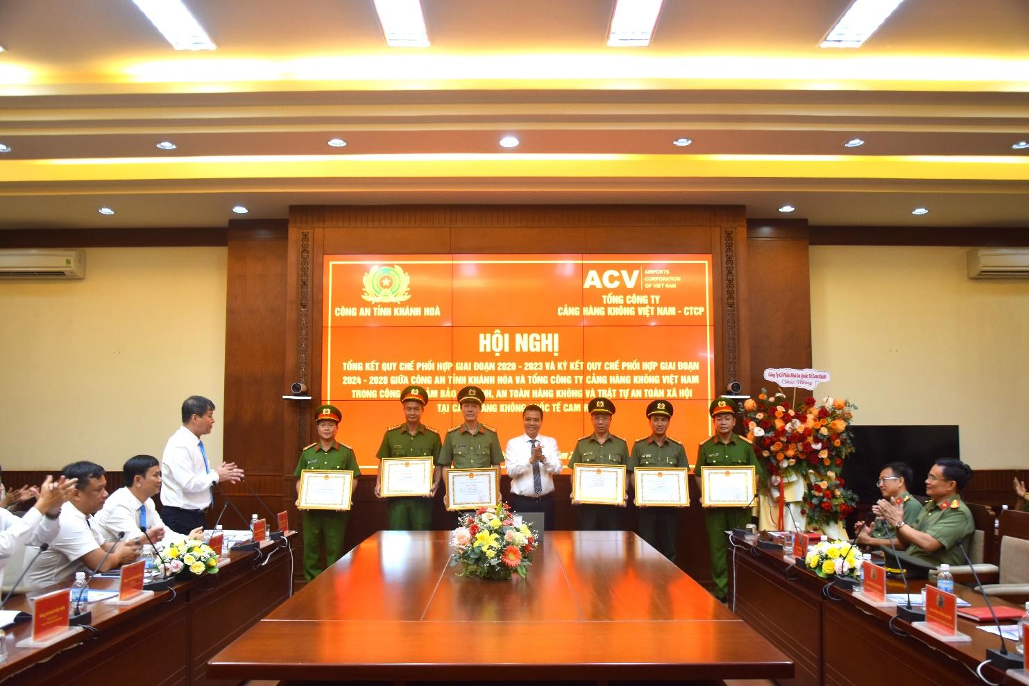 E:\2024\ký kết ACV-CA tỉnh\DSC_0620.JPG