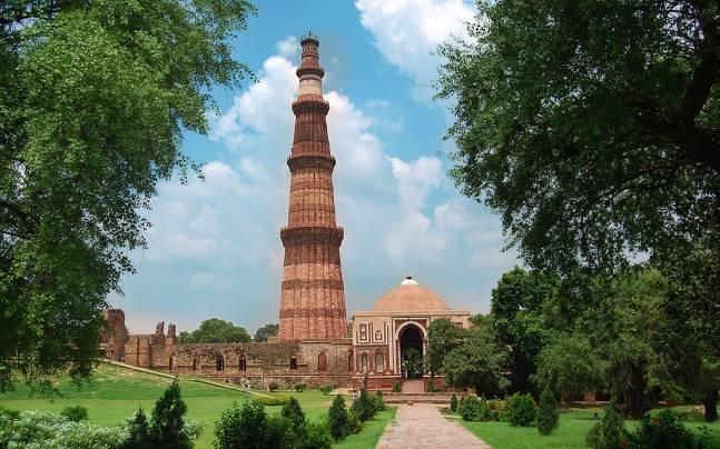 Qutub Minar: Lesser known facts about the world's tallest brick minaret -  India Today