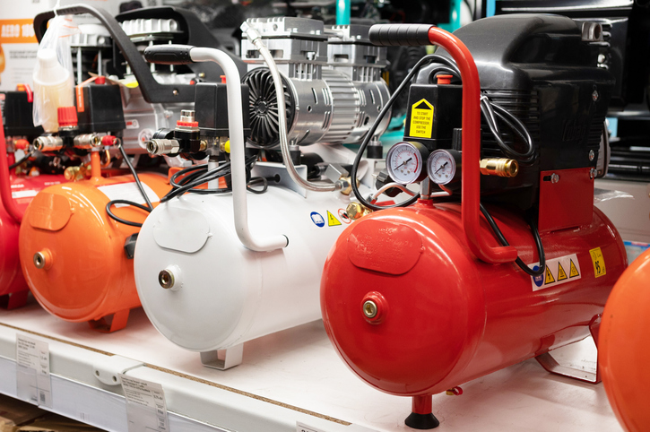 Series of air compressors being used together