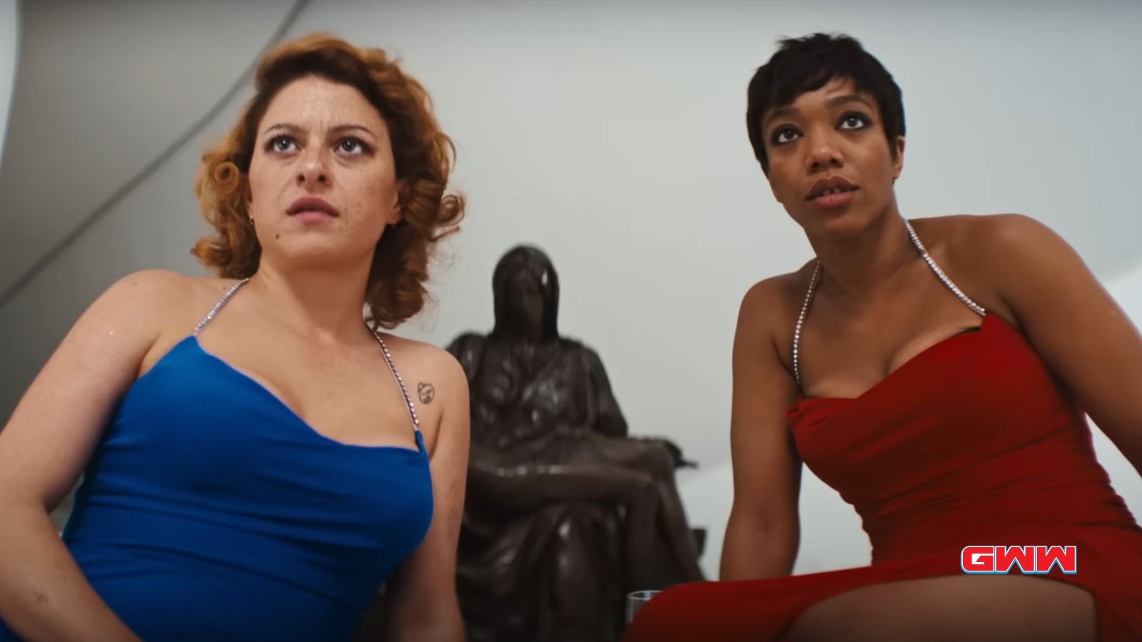 Alia Shawkat as Jess and Naomi Ackie as Frida, Blink Twice cast