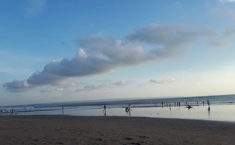 wisata anti mainstream bali Pantai Batu Belig