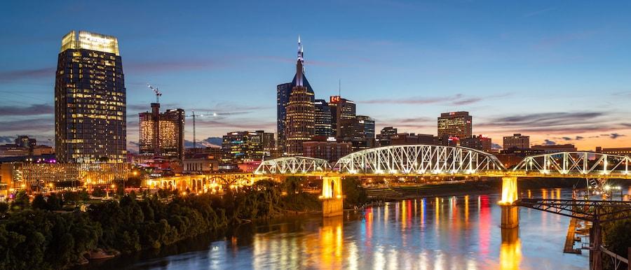 Cheap flights from Des Moines (DSM) to Nashville (BNA) (2024) |  Expedia.co.in