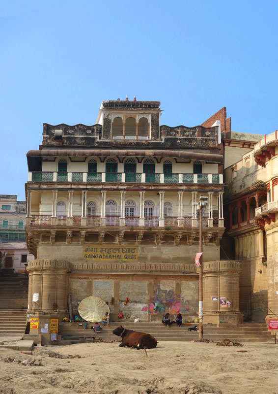 Exploring Traditional Techniques in Varanasi's Architecture - image 3