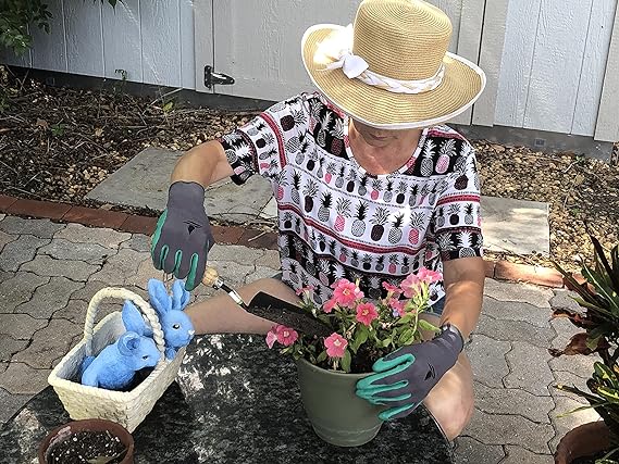 gardening gloves