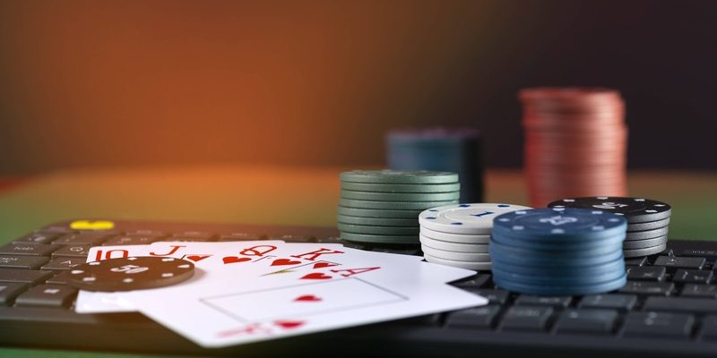 Khám phá Poker EU9 và luật chơi cơ bản