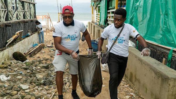 Hundreds of AXA Mansard employees volunteer sensitise public on the impact of waste on water with 