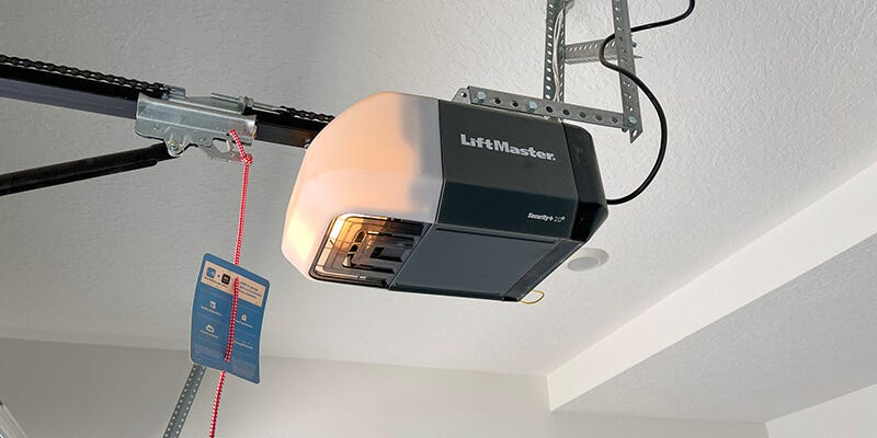 how does a garage door opener work