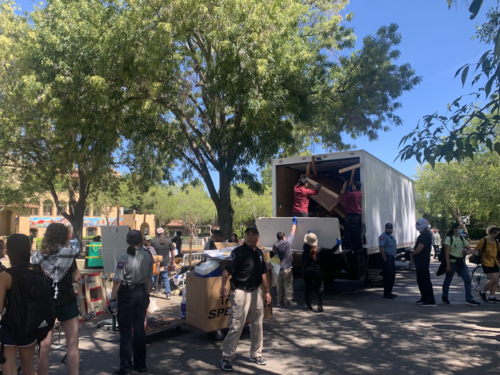 Stanford removes pro-Palestine encampment