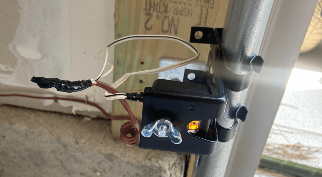 garage door sensor wiring