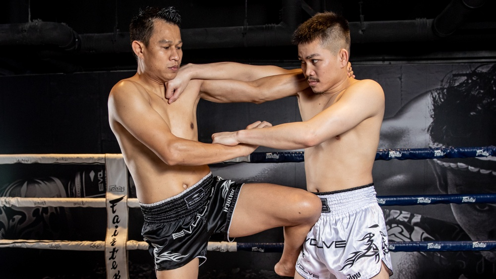 Advanced Muay Thai Moves - Step-Up Knee (Kao Tone)