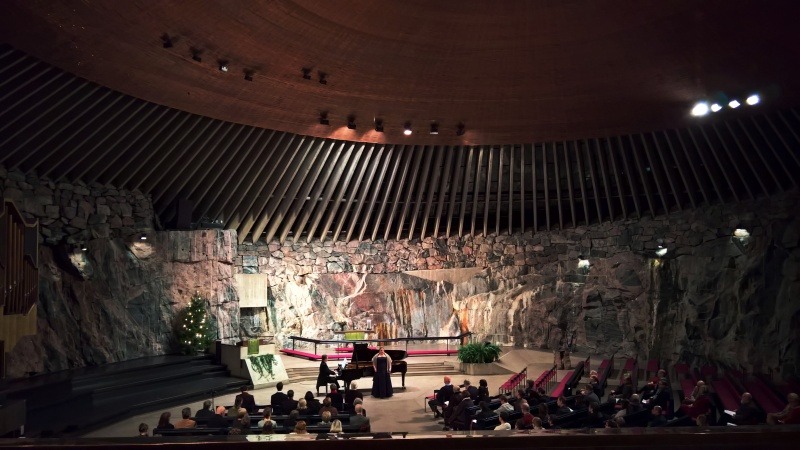 Du lịch Helsinki - Temppeliaukio Church