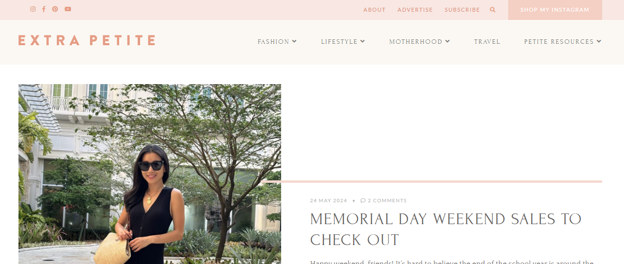 Extra Petite Homepage - example of the best blog site designs