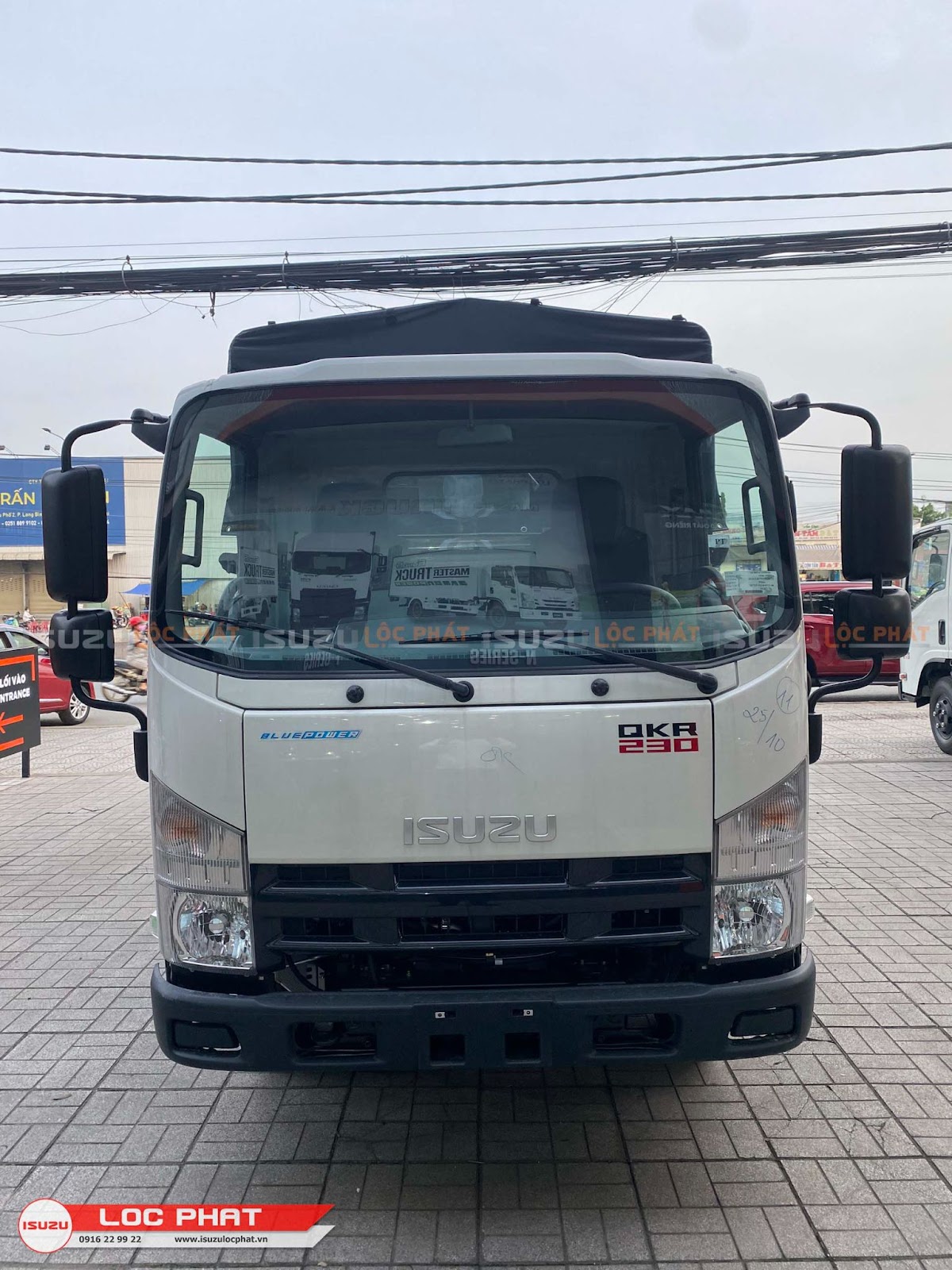 Xe tải Isuzu QKR 230 2.3 tấn Thùng Bạt Bửng Nhôm
