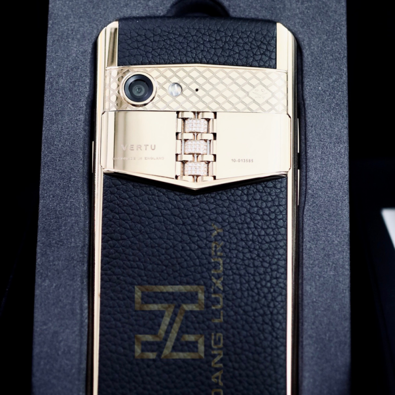 Vertu Aster P Vàng Khối Kim Cương | Hoàng Luxury