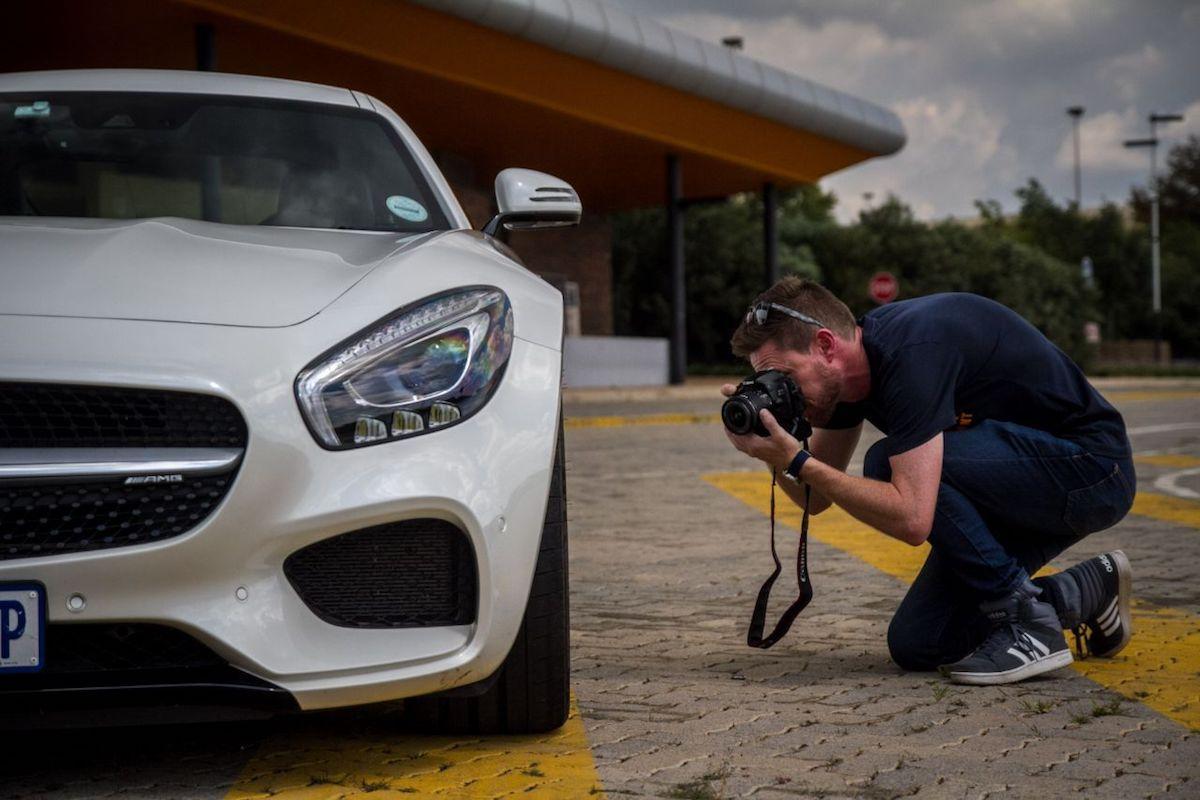 How to take pictures that sell your car fast - Selling a Car - AutoTrader